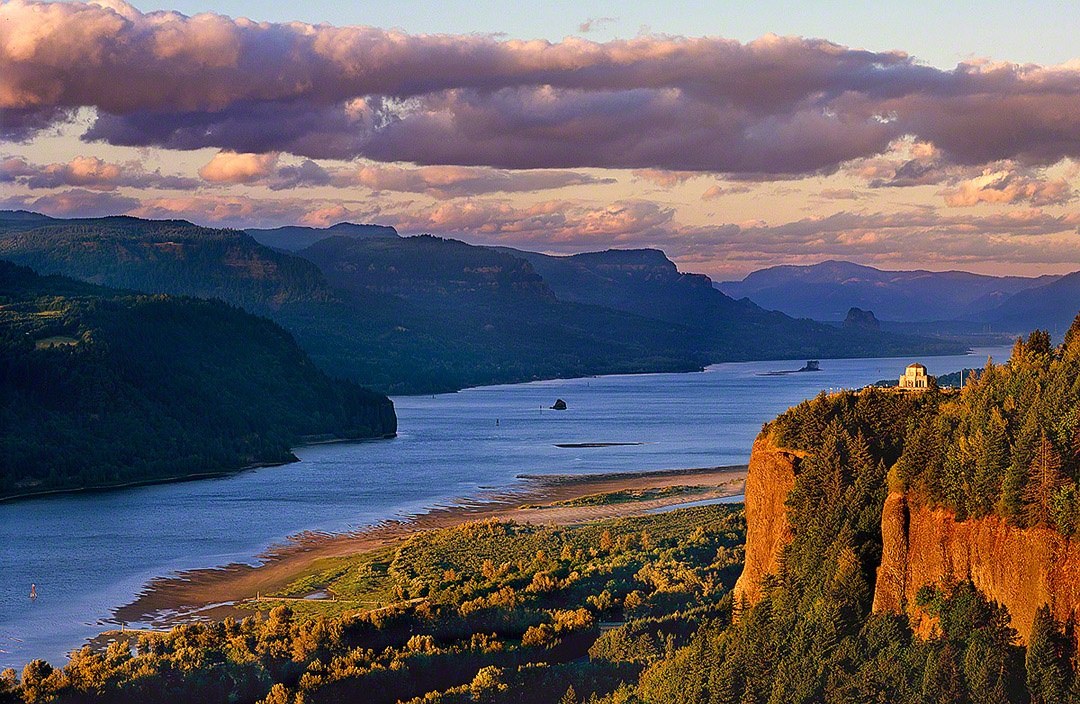 Columbia-River-Gorge1.jpg